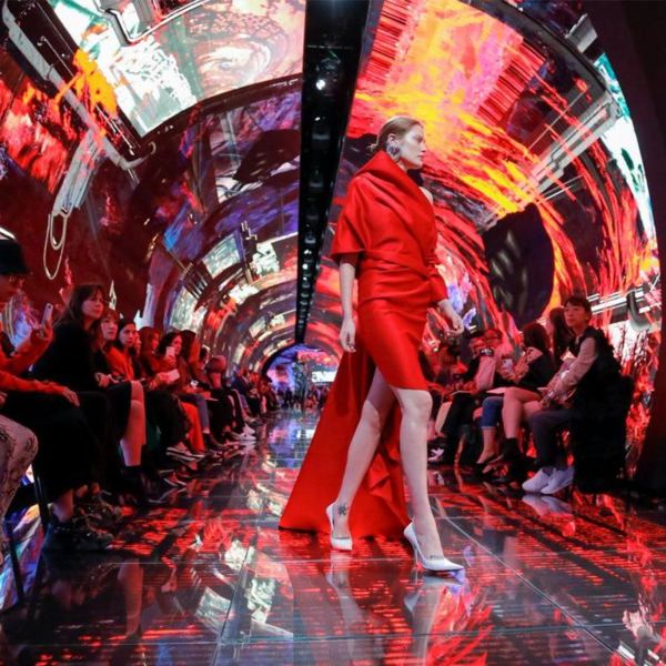 Indoor Flexible P1.53 Arc LED Background Screens