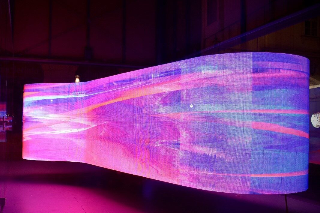 arc design led displays